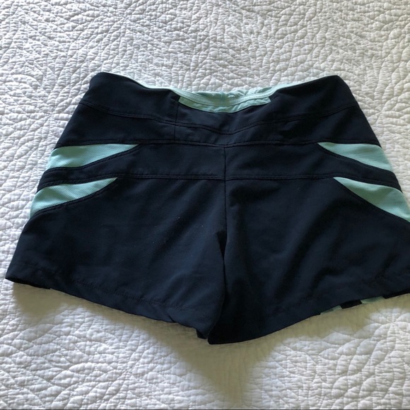 Women’s Nike Dri-fit Shorts - Picture 2 of 3